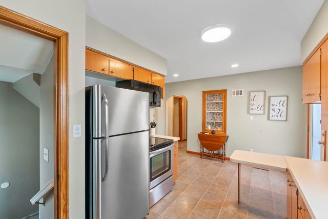 111 Morgan Road, Waterloo, IA 50701