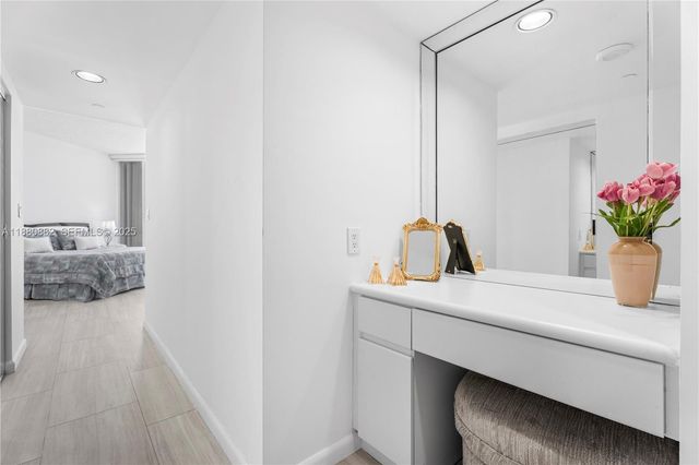 16485 Collins Avenue PH35C, Sunny Isles Beach, FL 33160
