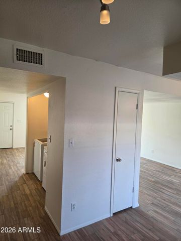 6412 S McAllister Avenue, Tempe, AZ 85283