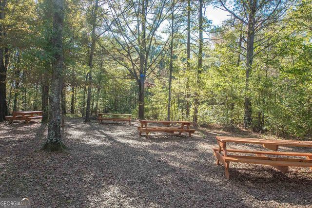 105 Applewood Way, Fayetteville, GA 30215