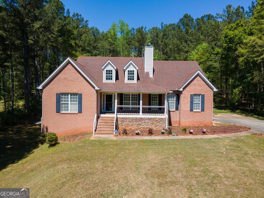 105 Applewood Way, Fayetteville, GA 30215