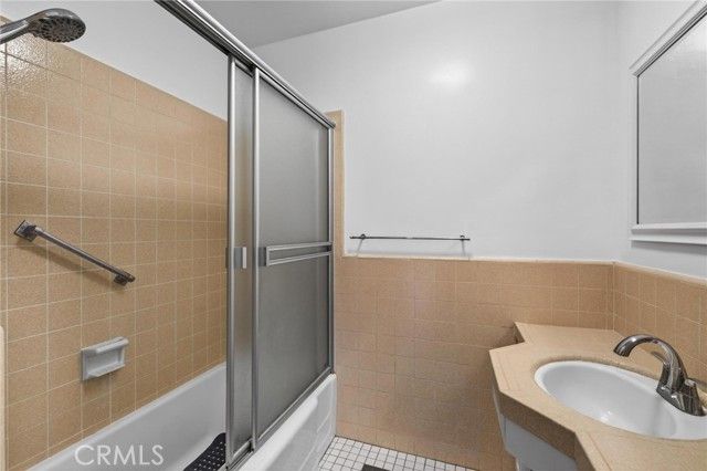 4905 W 138th, Hawthorne, CA 90250