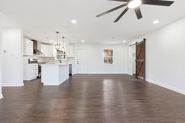 302 Oak Lane, Little Rock, AR 72205