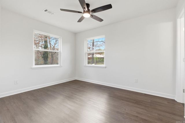 302 Oak Lane, Little Rock, AR 72205