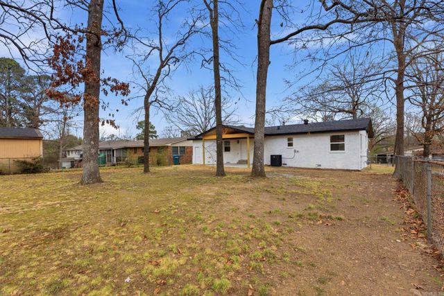 302 Oak Lane, Little Rock, AR 72205