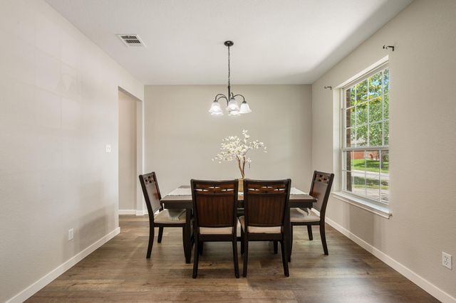100 Tulip CV, Kyle, TX 78640