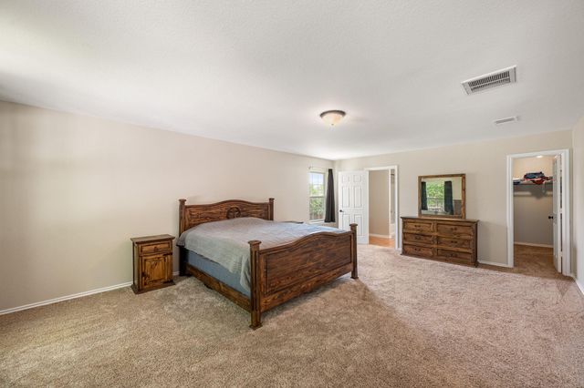 100 Tulip CV, Kyle, TX 78640