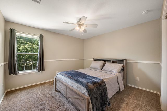 100 Tulip CV, Kyle, TX 78640