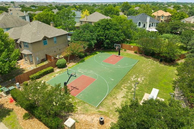 100 Tulip CV, Kyle, TX 78640