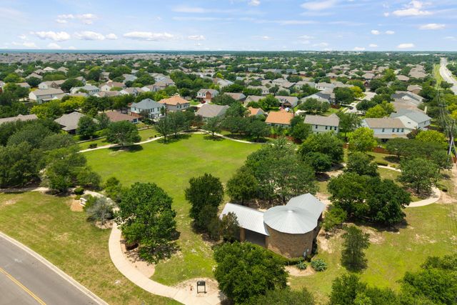 100 Tulip CV, Kyle, TX 78640