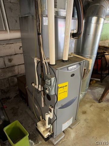 24079 State Route 37, Pamelia, NY 13601