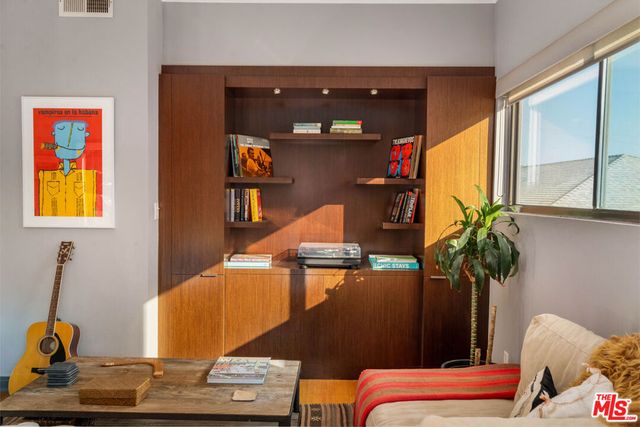 1133 N Clark Street 103, West Hollywood, CA 90069