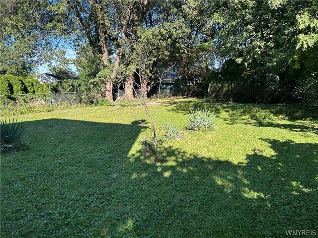 245 North Ellicott Street, Amherst, NY 14221