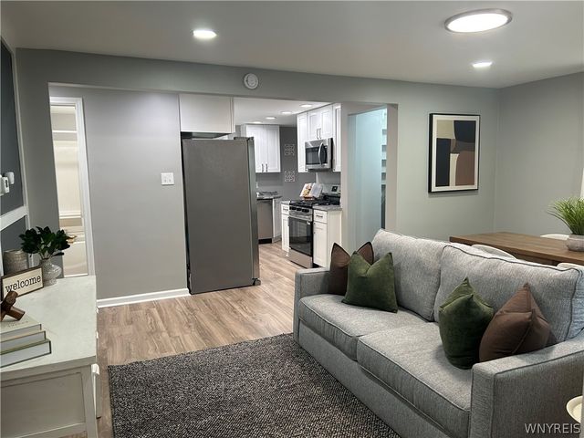 245 North Ellicott Street, Amherst, NY 14221