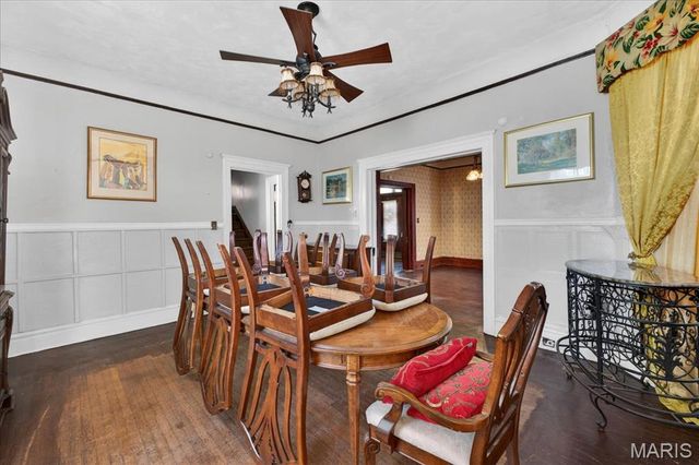 24 Lewis Place, St Louis, MO 63113