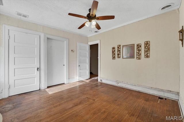 24 Lewis Place, St Louis, MO 63113