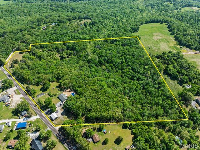 1506 Highway K, St Clair, MO 63077