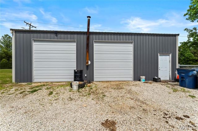 1506 Highway K, St Clair, MO 63077
