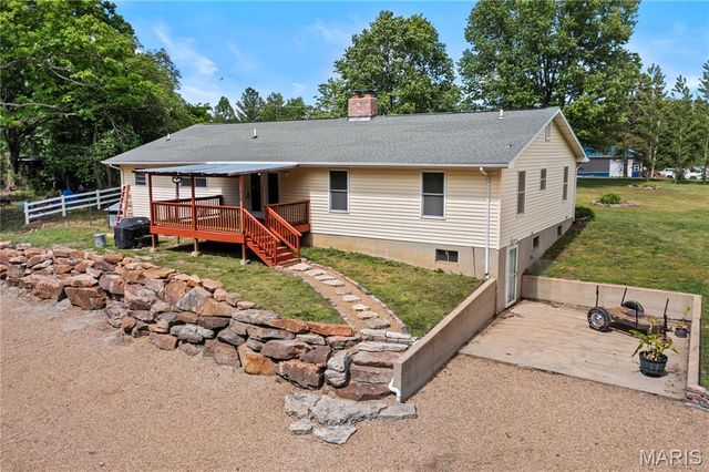 1506 Highway K, St Clair, MO 63077