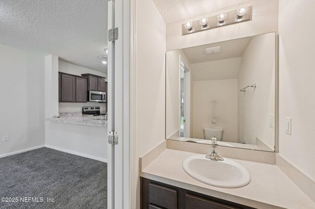 8109 ECHO SPRINGS Road, Jacksonville, FL 32256