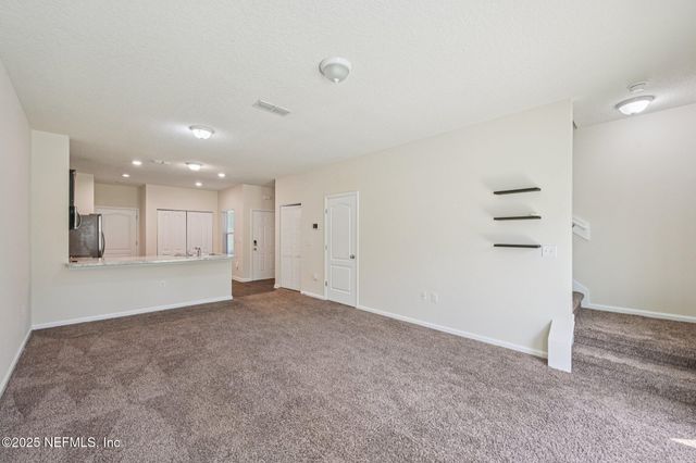 8109 ECHO SPRINGS Road, Jacksonville, FL 32256