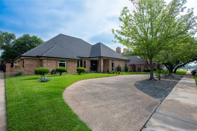 509 Farine Drive, Irving, TX 75062