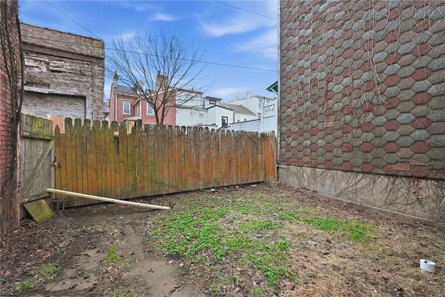 1009 Constance Street, Spring Garden, PA 15212