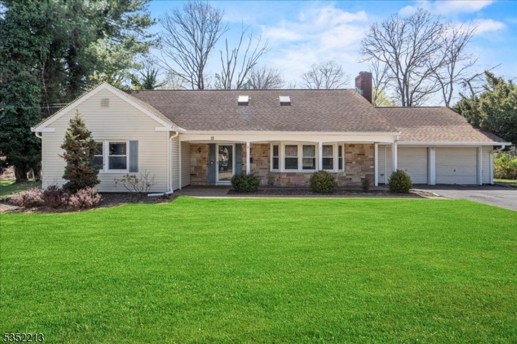19 Tunnell Rd, Franklin Twp., NJ 08873