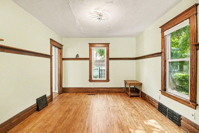 350 Hope Street, Saint Paul, MN 55106