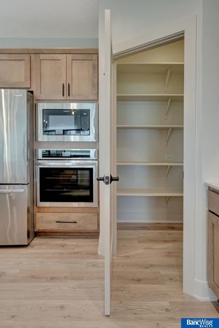 436 S 88Th Street, Lincoln, NE 68520