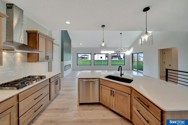 436 S 88Th Street, Lincoln, NE 68520