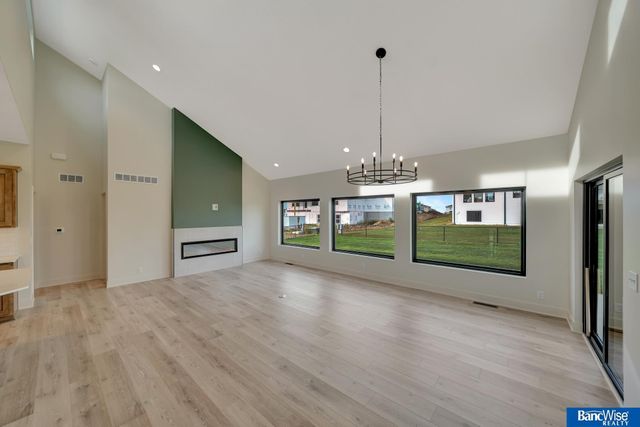 436 S 88Th Street, Lincoln, NE 68520