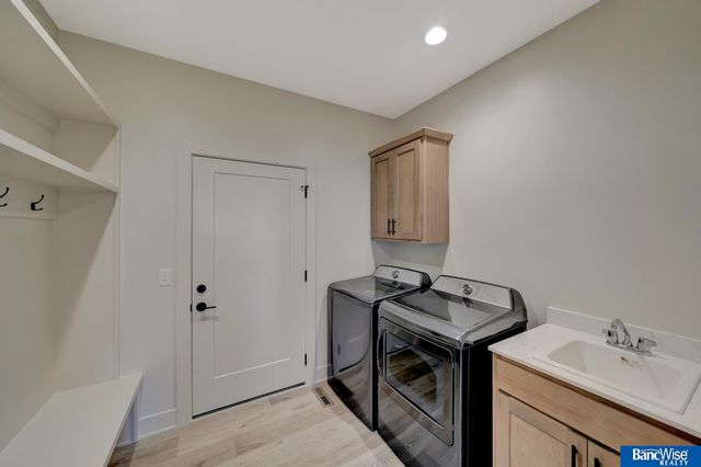 436 S 88Th Street, Lincoln, NE 68520