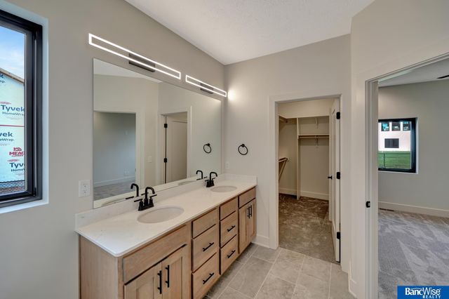 436 S 88Th Street, Lincoln, NE 68520