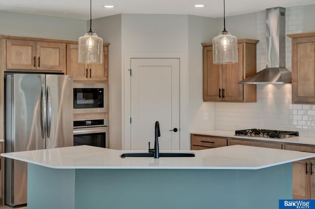 436 S 88Th Street, Lincoln, NE 68520