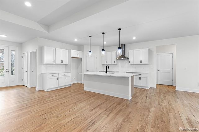 4253 Link Drive, Brighton, MI 48114