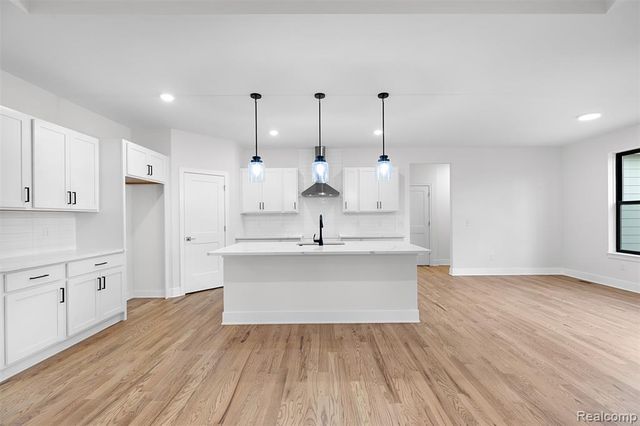 4253 Link Drive, Brighton, MI 48114