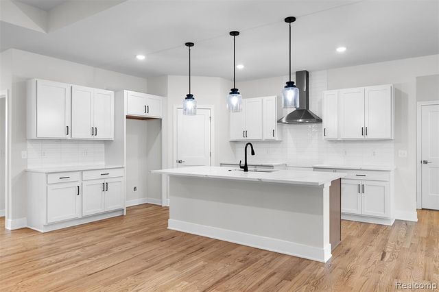 4253 Link Drive, Brighton, MI 48114
