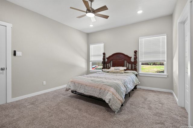 15227 ROSA TRL, San Antonio, TX 78253