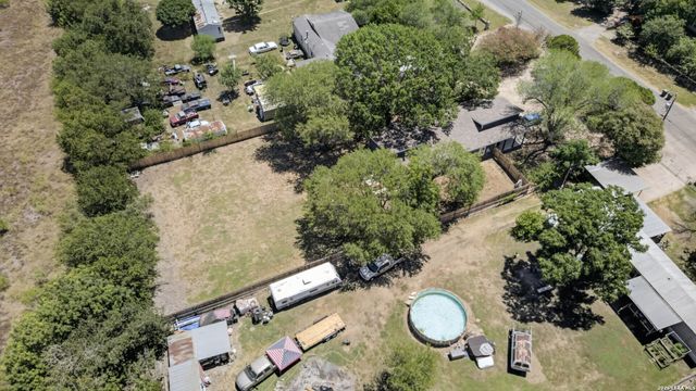 15227 ROSA TRL, San Antonio, TX 78253