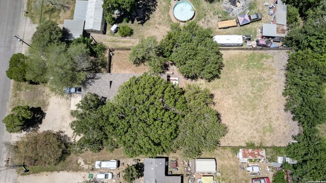 15227 ROSA TRL, San Antonio, TX 78253