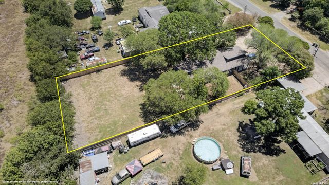 15227 ROSA TRL, San Antonio, TX 78253