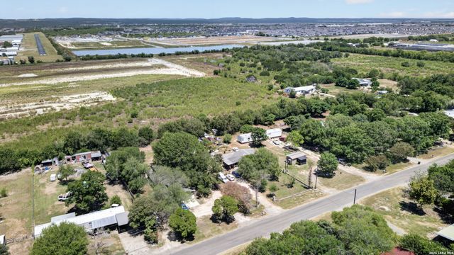 15227 ROSA TRL, San Antonio, TX 78253
