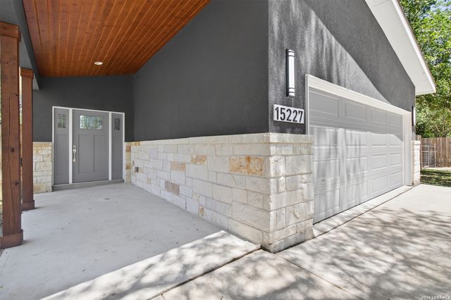 15227 ROSA TRL, San Antonio, TX 78253