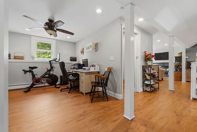 79 Martin Rd, Reading, MA 01867