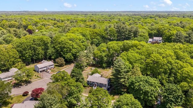 79 Martin Rd, Reading, MA 01867