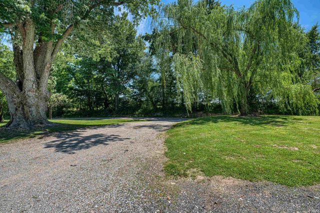 755 Dunn Cemetery Road, Mount Vernon, IN 47620