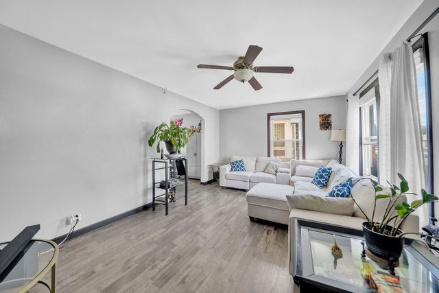 5123 S Avers Avenue, Chicago, IL 60632