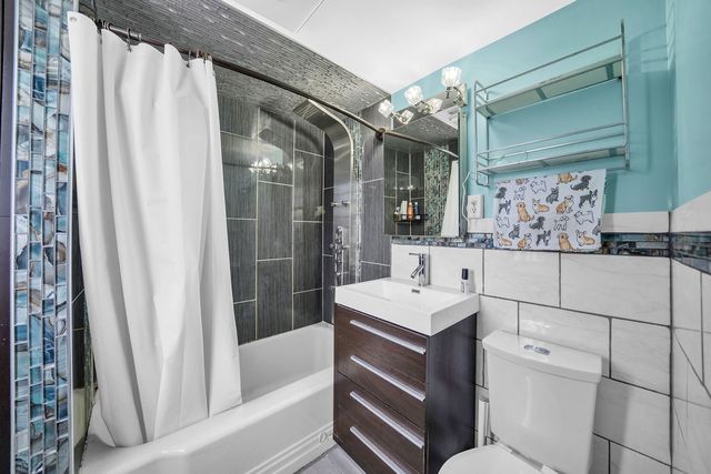 5123 S Avers Avenue, Chicago, IL 60632