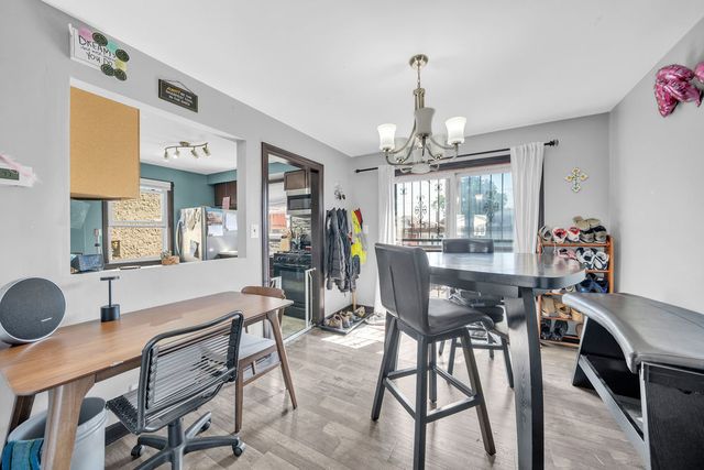 5123 S Avers Avenue, Chicago, IL 60632